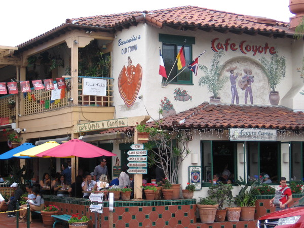 Bienvenidos a Old Town! Where great food and a festive atmosphere mingle with San Diego's rich, colorful history.