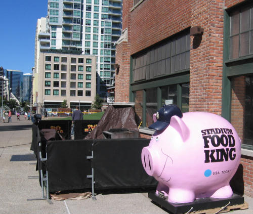 phils bbq stadium food king pig