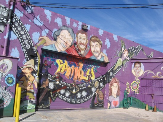 Cool Kippy's mural in Barrio Logan depicts Mariachis.