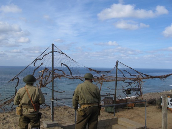 08 Mock air raid drill recalls duties during World War II.