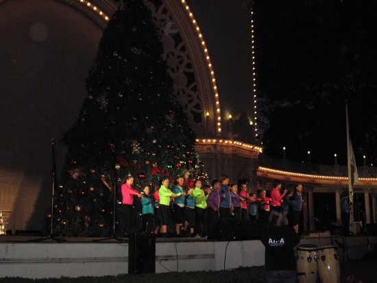 Glee Club of Australia kids sing and dance in Spreckels Organ Pavilion.