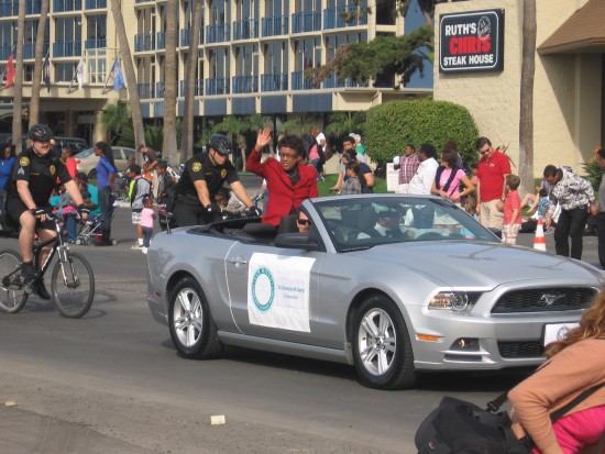 MLK Parade kicks off with many local politicians.