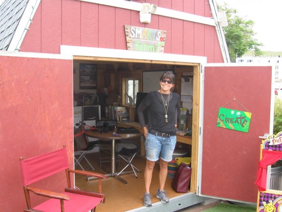 A friendly greeting from the folks at downtown's SMARTS farm.