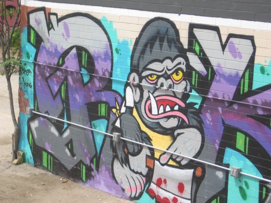 Another example of colorful street art.