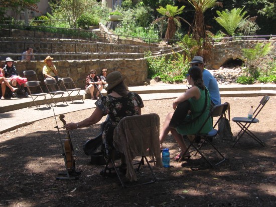 Jennie Buss' Band plays warm-hearted music for onlookers.