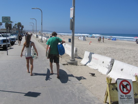 Beginning my walk south from Crystal Pier along boardwalk.