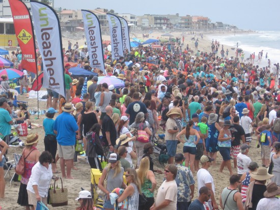 Thousands enjoy Unleashed by Petco's surf dog event!