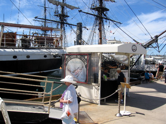 Ticket booth and entrance ramp next to the Star of India.