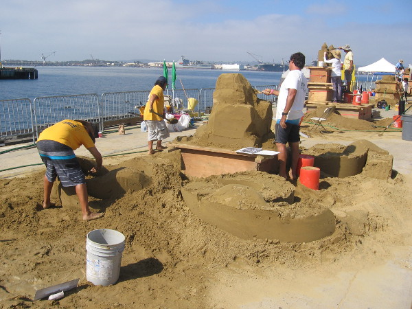 Teams from far and wide get started on their wonderful creations.