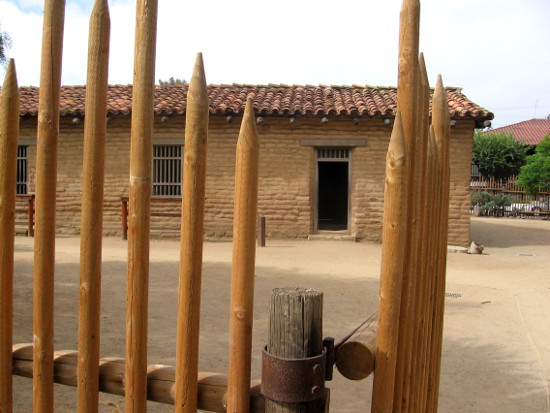 Approaching La Casa de Machado y Stewart Museum in Old Town.