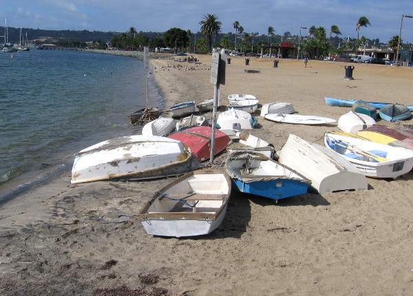 Gazing along a small beach on Shelter Island in San Diego Bay.