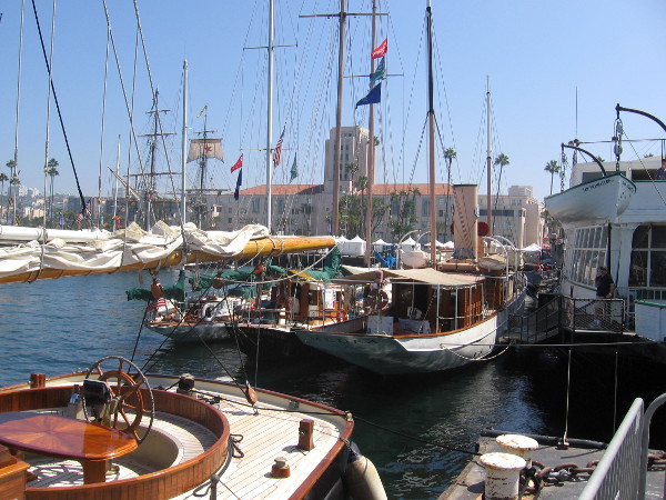 Turning around. A huge collection of ships that you could visit all day!