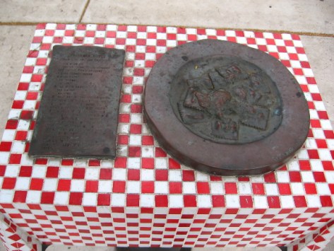 Marinara sauce on plate of tasty pasta makes fun public art!