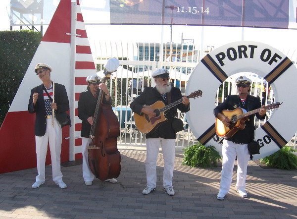 Musicians at foot of Broadway Pier entertain folks for the Port of San Diego.