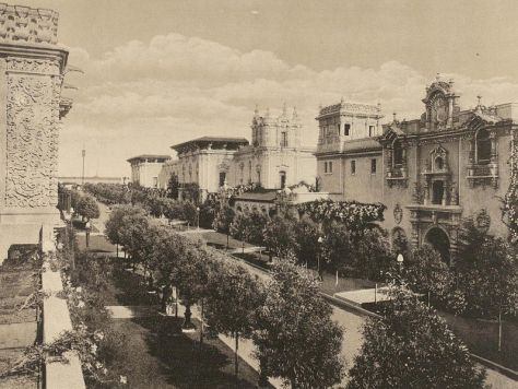 Commerce and Industries Building and Foreign Arts Building stand side-by-side on the south side of tree-lined El Prado. Today, the rebuilt structures are called the Casa de Balboa and House of Hospitality.