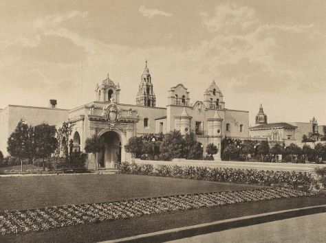 Fine photo across Esplanade of the Indian Arts Building, rebuilt in later years and renamed the House of Charm.