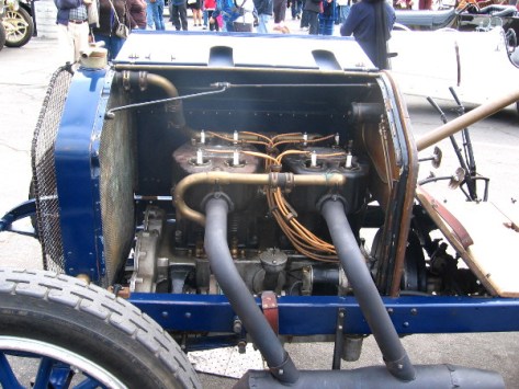 Many refurbished motors were open for people to investigate.