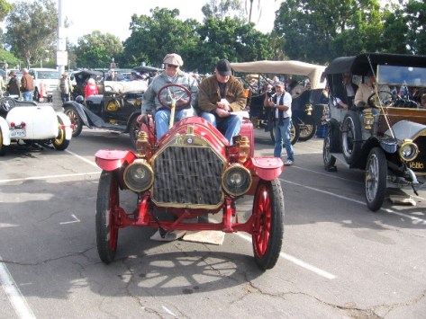 Car show disbands and crowds have scattered to make way.