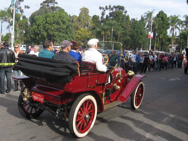 Heading out of Balboa Park for Point Loma, where historic 1915 race will be commemorated.