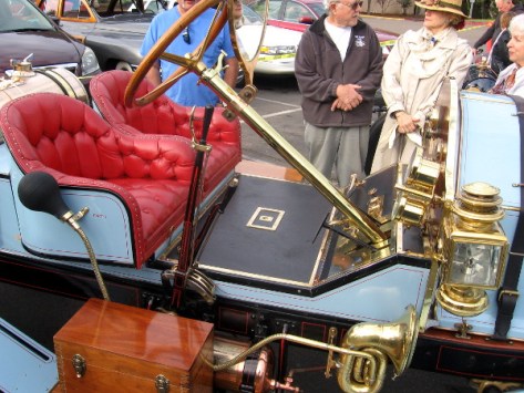 People can still ride in style in this elegant Pierce-Arrow.