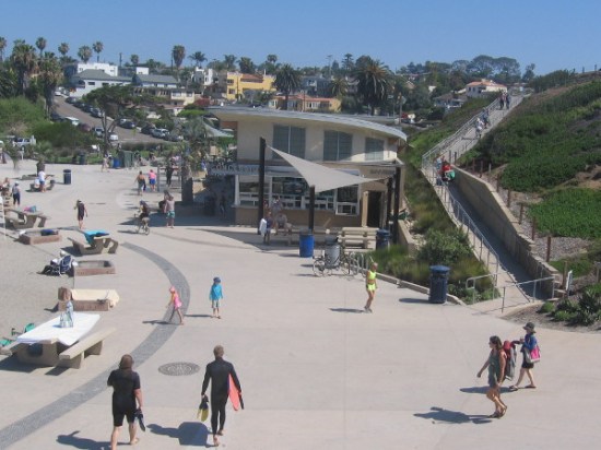 Pathway down to concession stand at beautiful Moonlight Beach.
