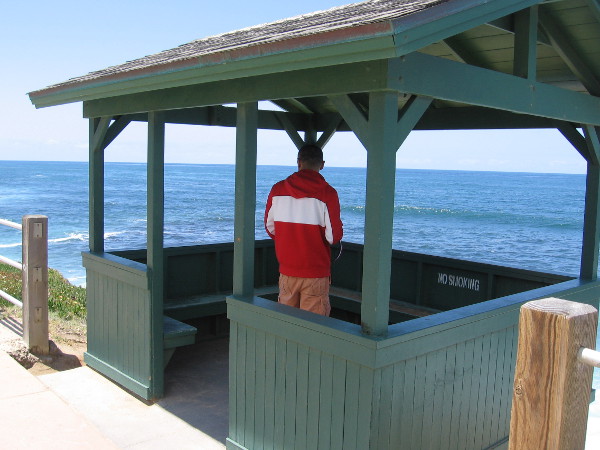 These simple, open gazebo-like structures along the walking path are good places to gaze out at the ocean.