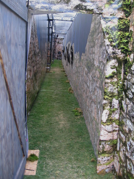 I'm guessing this passage near the exit is where thrill-seekers escape the forest duel.