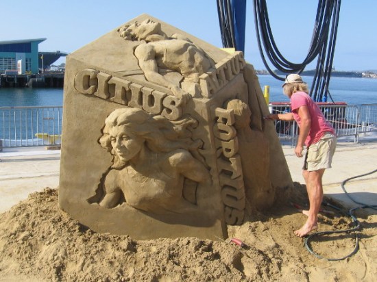 I can see why Dan Belcher has won so many world championships. The artistry of his piece, Citius, Altius, Fortius, is exceptional.