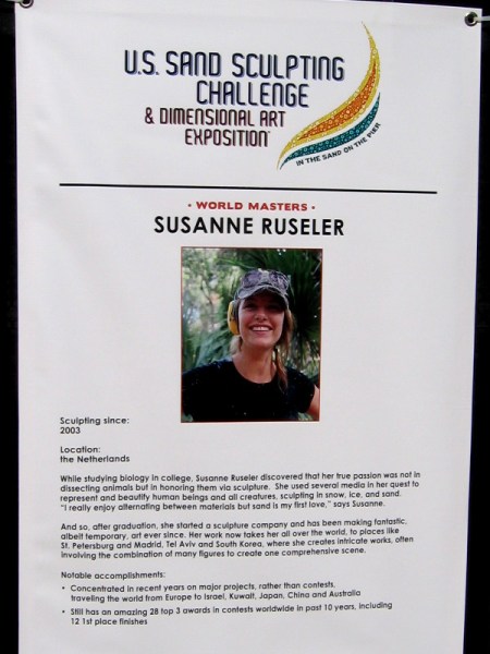 Susanne Ruseler, from the Netherlands, studied biology and thereby learned to represent and beautify human beings and all creatures. She has won many contests.