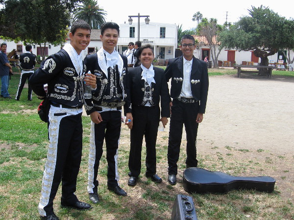 Young musicians from Chula Vista High School Mariachi band smile for the camera!