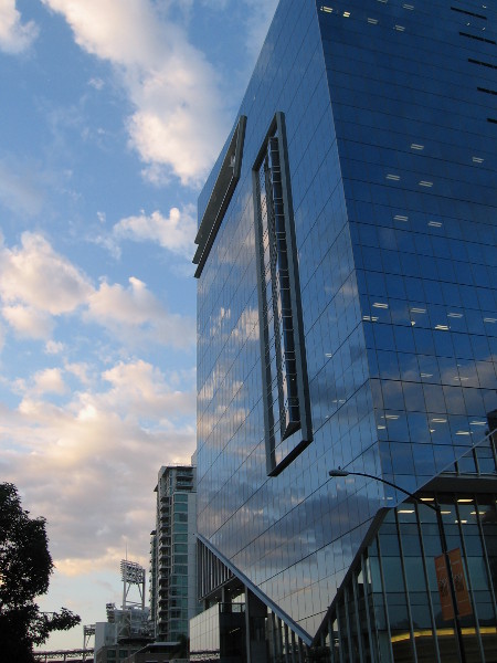 The recently completed Sempra building, just north of Petco Park, reflects clouds and blue sky in the morning.