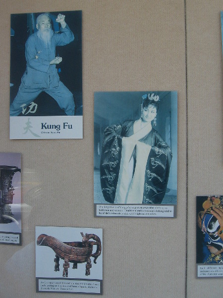 Photographs in this outdoor exhibit show various aspects of Chinese culture.