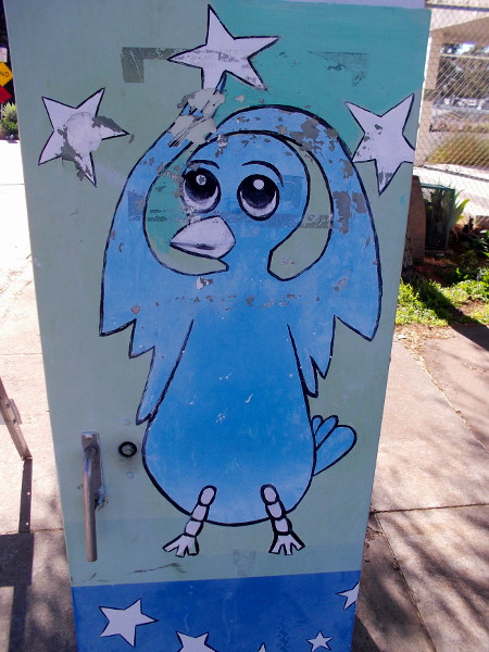 I noticed that our fine feathered friends are often featured in Mission Hills urban art. Perhaps because north-south streets are named after birds, in alphabetical order.