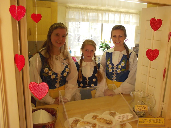 Smiles, hearts and yummy pastries await on Valentine's Day in the House of Sweden.