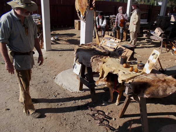 Another friendly mountain man had a table full of skins, knives and other objects associated with frontier life in the Old West.
