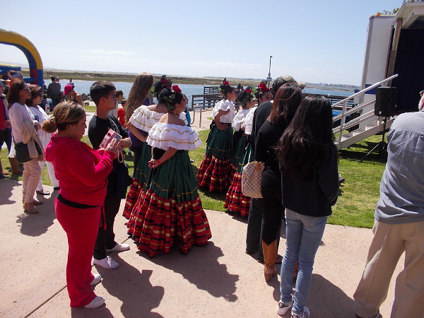 A diverse audience from San Diego, Tijuana and the surrounding region. Even many of the participants enjoyed the non-stop entertainment.