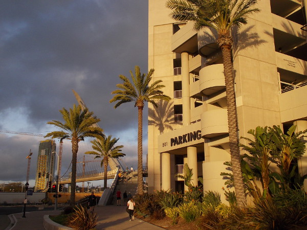 The parking structure of the Hilton San Diego Bayfront has turned gold.