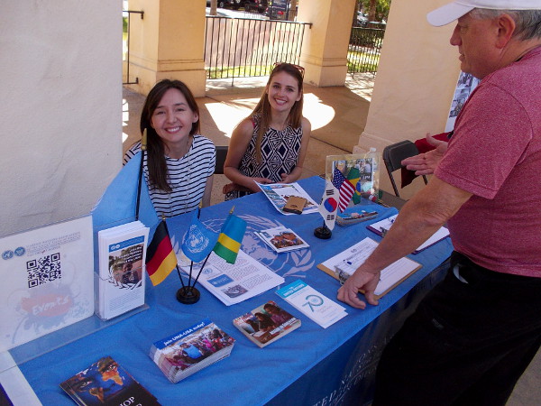 Nice ladies from the United Nations Association of the USA, San Diego Chapter, smile for a roving blogger's camera!