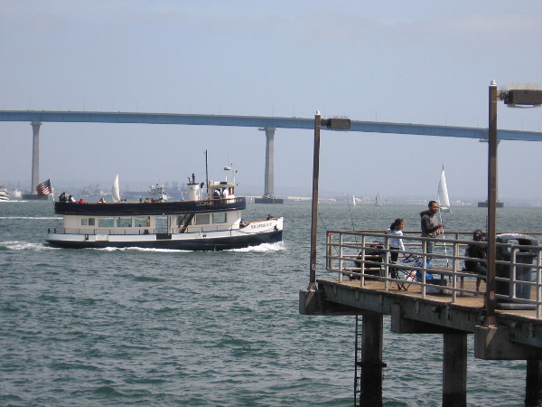 And there goes the Silvergate, ferrying people over to Coronado Island. What a glorious spring day!