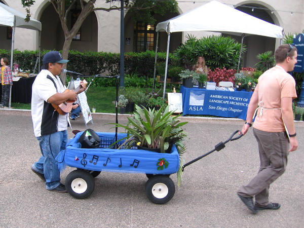 This cool musician was playing Somewhere Over the Rainbow on a ukulele!