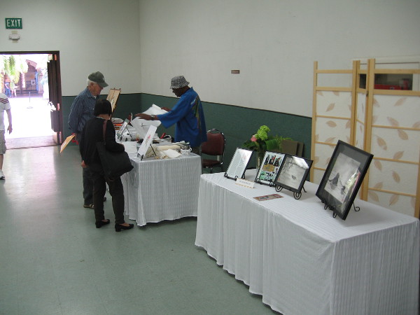 Many great pieces were out on view for anyone to enjoy. I was told taking photographs was fine. So here are some cool works of art! I've done my best to note the artists.