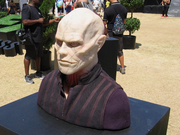 Quinlan, a vampire/human hybrid from the FX series The Strain.