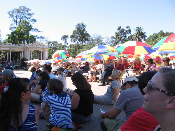 A large crowd turned out to enjoy the music produced by Carol and the Spreckels Organ one last Sunday.