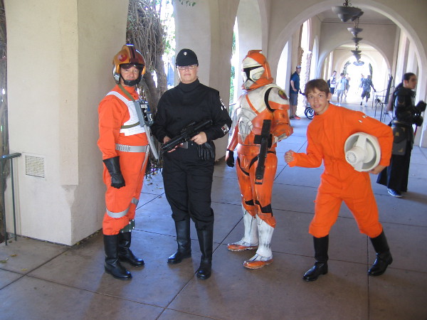 I noticed a lot of cool Star Wars cosplay at 2016 Maker Faire San Diego.