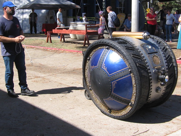 There's just too much fun at 2016 Maker Faire San Diego! Head over to Balboa Park this weekend!