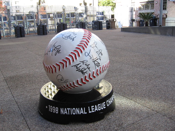 And, of course, the second baseball has the autographs of the 1998 National League Champion team!
