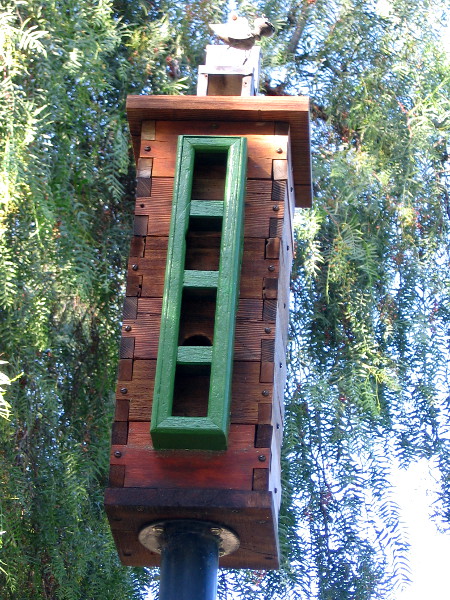 Bewick's Bunker. Birdhouse by artists Rafael Lopez and Daniel Renner.