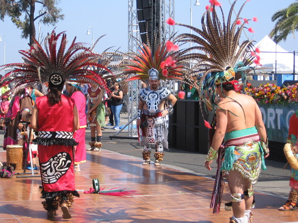 The first performance featured the colorful Azteca Dancers - Danza Mexi'cayotl.