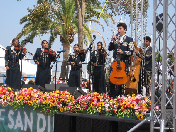 Rousing, emotional, much-loved mariachi music brought loud applause throughout the event.