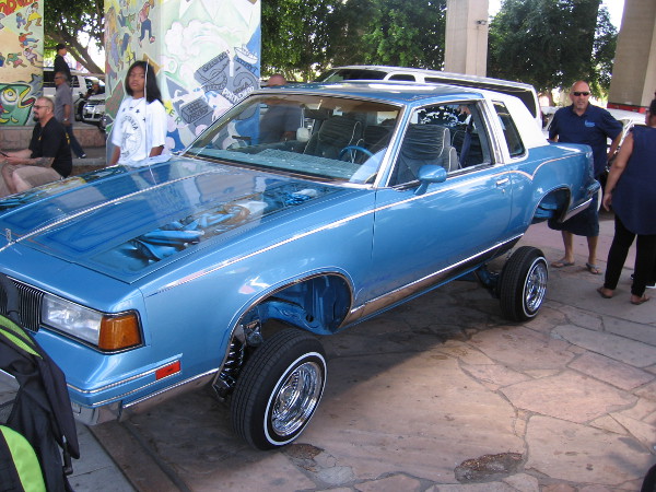 The first thing that caught my attention were lots of awesome vehicles. Southern California lowrider culture is unmatched in the entire world.